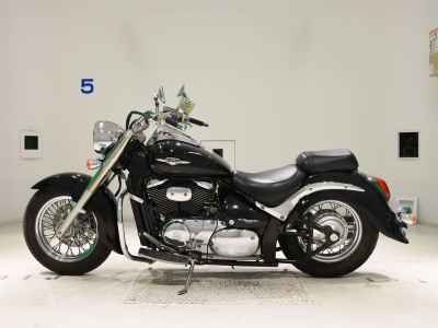 Suzuki Intruder 400 Classic 2011