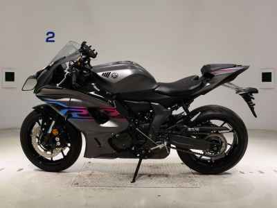 Yamaha YZF-R7 2021