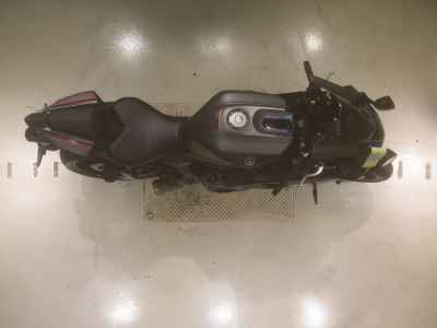 Yamaha YZF-R7 2021