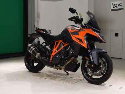 KTM 1290 Super Duke GT 2024