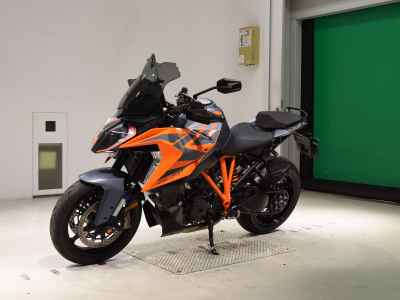 KTM 1290 Super Duke GT 2024