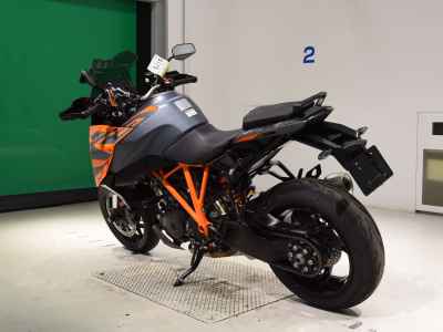 KTM 1290 Super Duke GT 2024