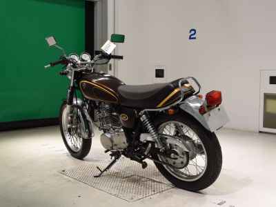 Yamaha SR400 2006