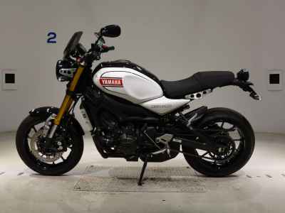 Yamaha XSR900 2016