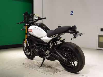 Yamaha XSR900 2016