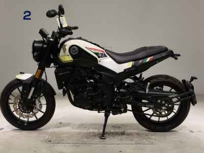 Benelli Leoncino 250 2022