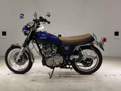 Yamaha SR400 2021