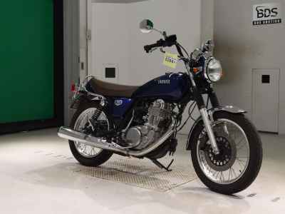 Yamaha SR400 2021