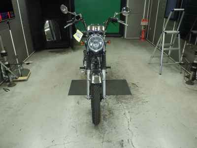 Yamaha SR400 2021