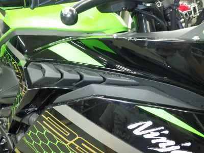 Kawasaki Ninja ZX-25R KRT Edition 2021