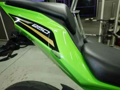 Kawasaki Ninja ZX-25R KRT Edition 2021
