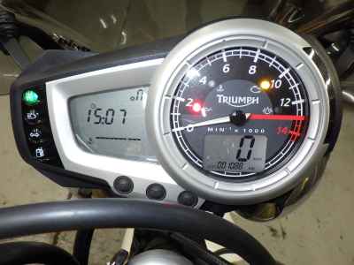 Triumph Street Triple 2010