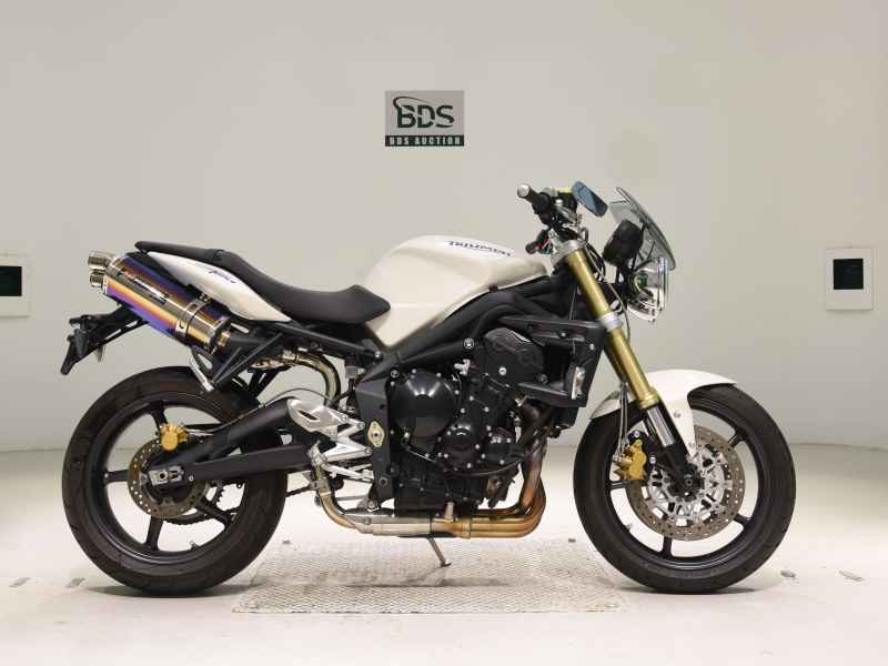 Triumph Street Triple 2010