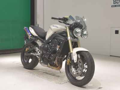 Triumph Street Triple 2010