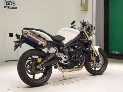 Triumph Street Triple 2010