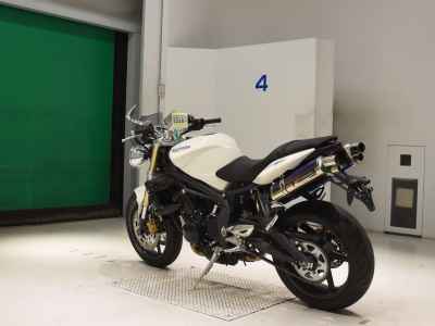 Triumph Street Triple 2010