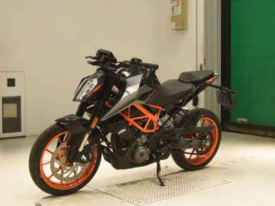 KTM 390 Duke 2021