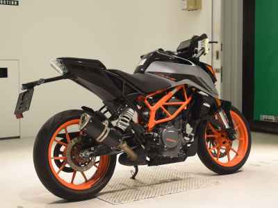 KTM 390 Duke 2021