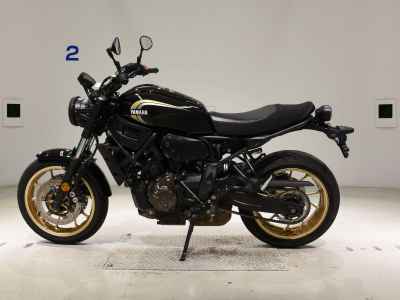 Yamaha XSR700 2023