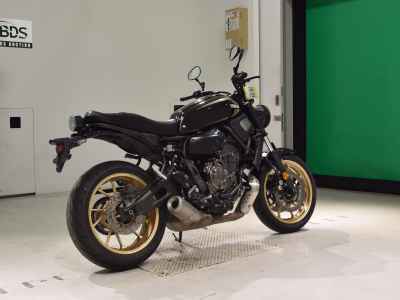 Yamaha XSR700 2023