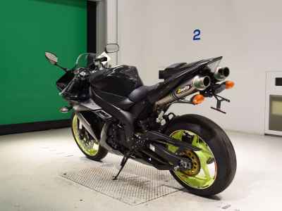 Yamaha YZF-R1 2005