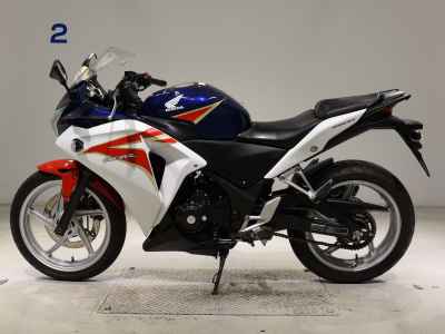 Honda CBR250R 2011
