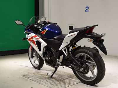 Honda CBR250R 2011