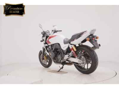 Honda CB400SF 2015