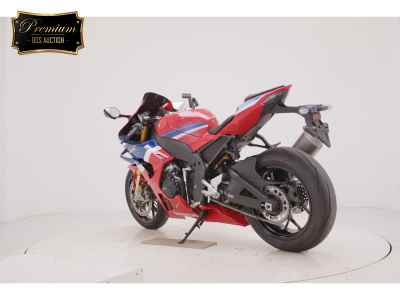 Honda CBR1000RR SP 2024