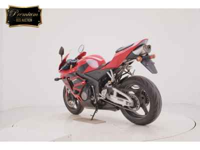 Honda CBR600RR 2005
