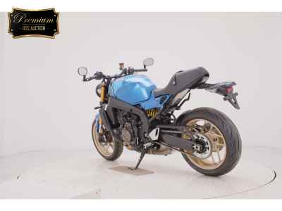 Yamaha XSR900