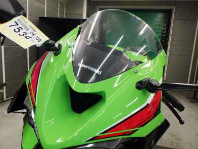 Kawasaki Ninja ZX-6R 2024