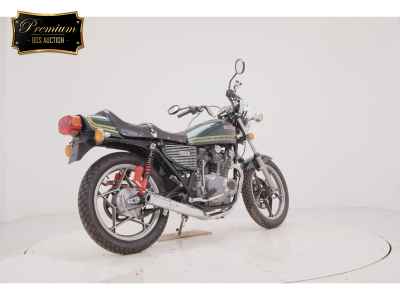 Suzuki GS400 2025