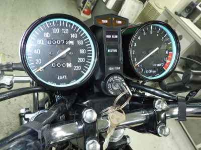 Kawasaki Z400J 2025
