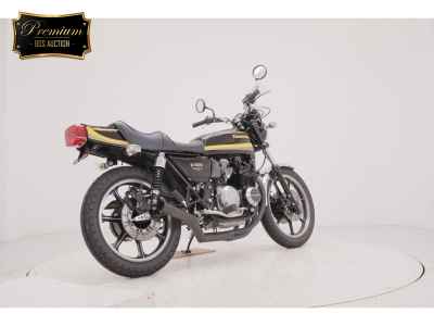 Kawasaki Z400J 2025