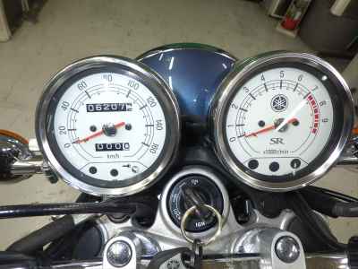 Yamaha SR400 2020