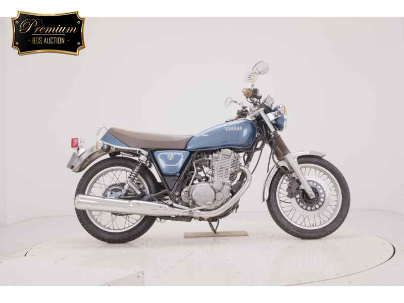 Yamaha SR400 2020