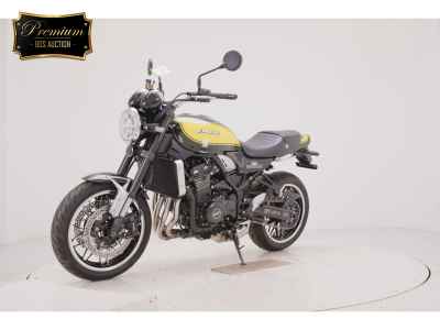 Kawasaki Z900RS 2024