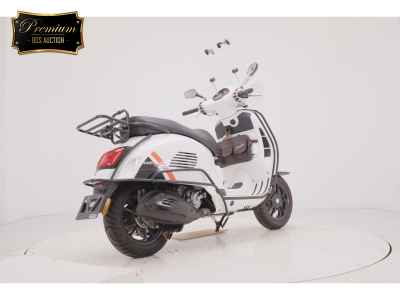 Vespa GTS 300 Super 2024