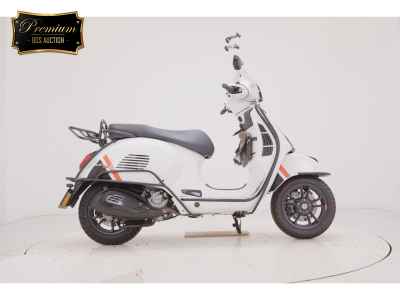 Vespa GTS 300 Super 2024