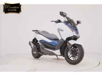 Honda Forza 2018