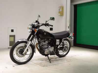 Yamaha SR400 2019