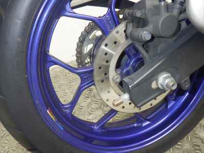 Yamaha YZF-R25 2016
