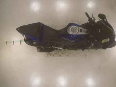 Yamaha YZF-R25 2016