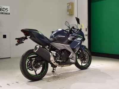 Kawasaki Ninja 400 2023