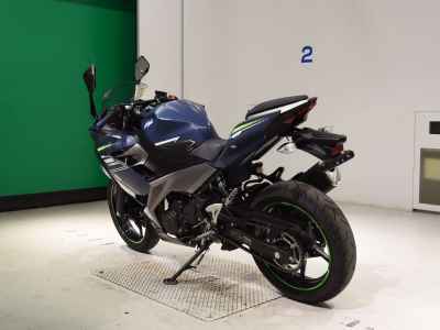 Kawasaki Ninja 400 2023