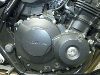 Honda CB400 Super Boldor 2015
