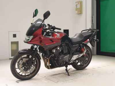Honda CB400 Super Boldor 2015