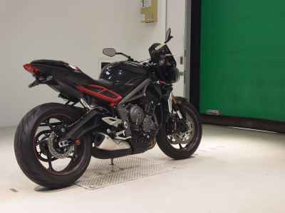 Triumph Street Triple R 2021