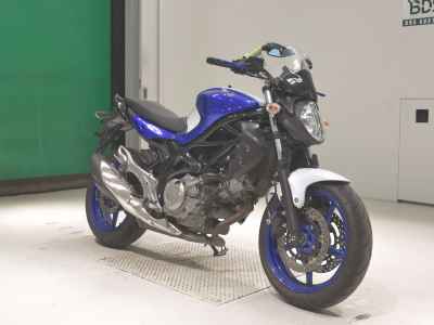 Suzuki Gladius SFV400 2014